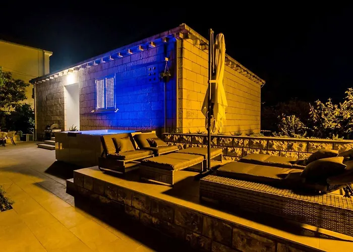 House Marta 아파트 *
